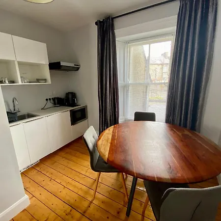 6 New Street Bantry Selfcatering Bnb Apartment 1 Exterior photo