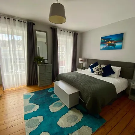 6 New Street Bantry Selfcatering Bnb Apartment 1 Exterior photo