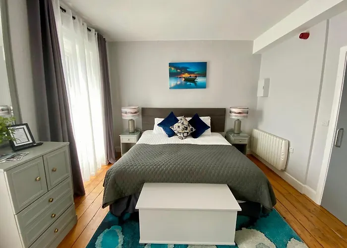 6 New Street Bantry Selfcatering Bnb Apartment 1